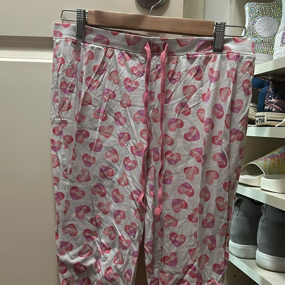 Cynthia rowley pink and white pj pants valentines small